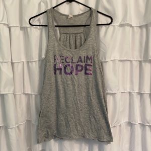 Younique Foundation Tank